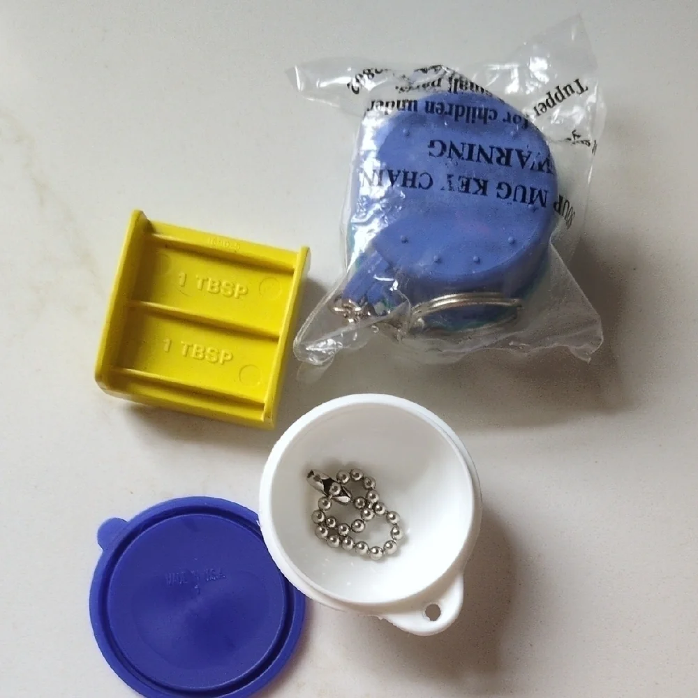 Vintage Tupperware bundle. Bowl/soup keychains ,butter pat